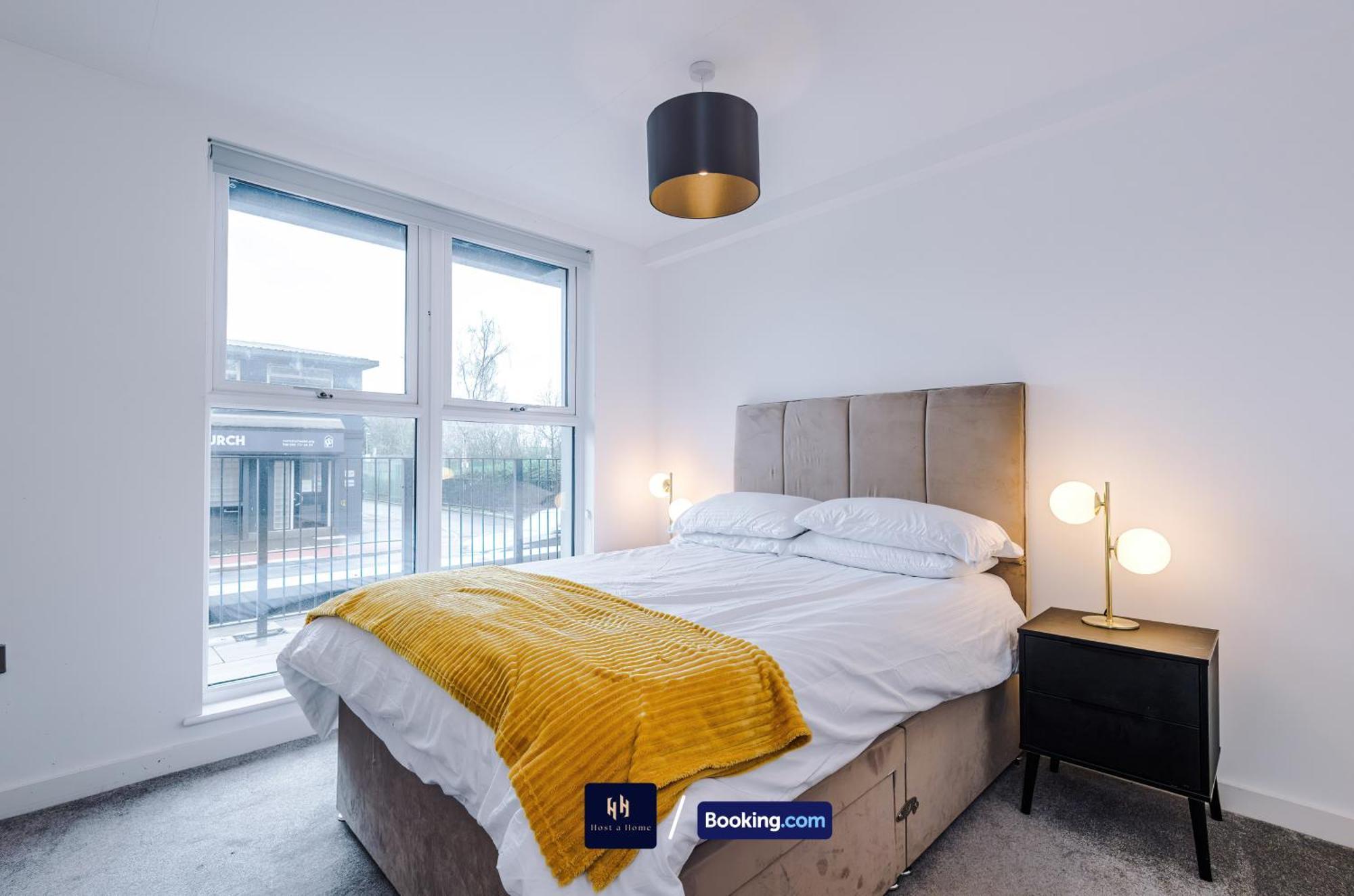 Modern 2 Bed Apartment With Balcony By Host A Home Manchester Exterior foto